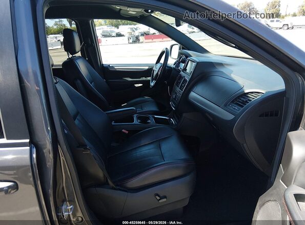 2C4RDGEG2JR342955 2018 DODGE GRAND CARAVAN Gray Вид салону спереду