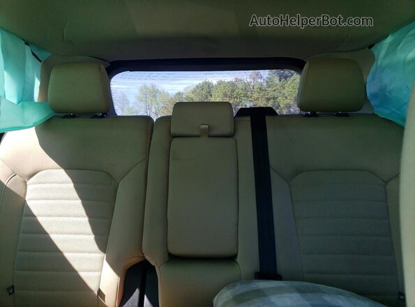 2FMPK3G95LBA16854 2020 FORD EDGE Black Rear seats view