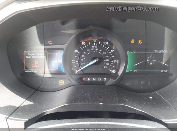 2FMPK3J83JBC44008 2018 FORD EDGE Champagne Widok tylnych siedzeń