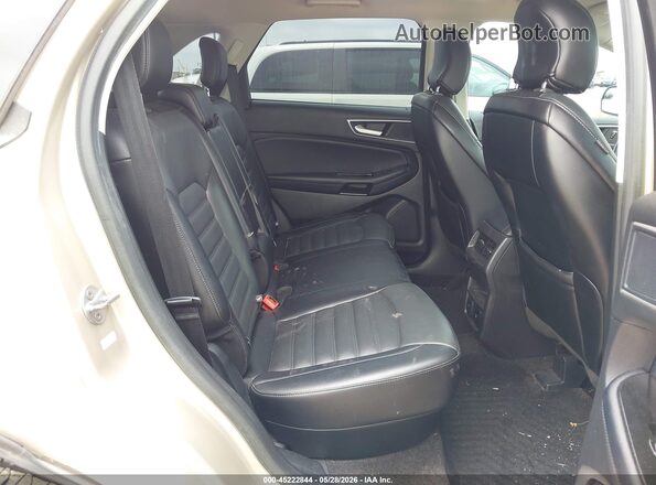 2FMPK3J83JBC44008 2018 FORD EDGE Champagne Widok naklejki z numerem VIN