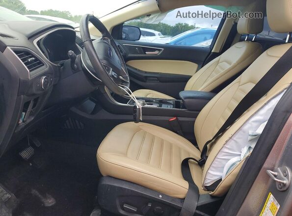 2FMPK3J95LBB59599 2020 FORD EDGE Silver Front interior view
