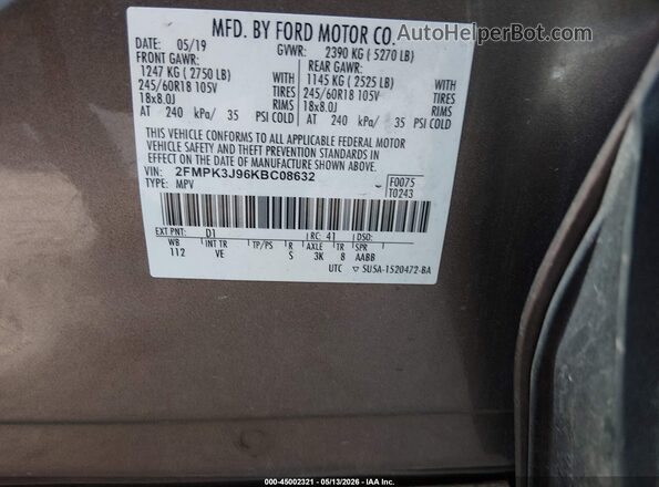 2FMPK3J96KBC08632 2019 FORD EDGE Gray Vista del compartimento del motor