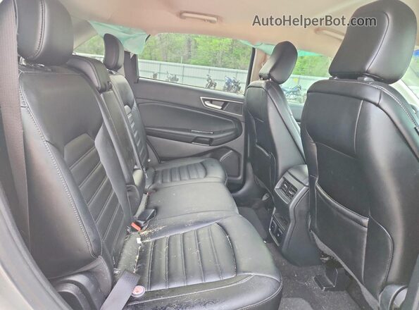 2FMPK3J9XLBB29465 2020 FORD EDGE Silver Вид задньої частини салону