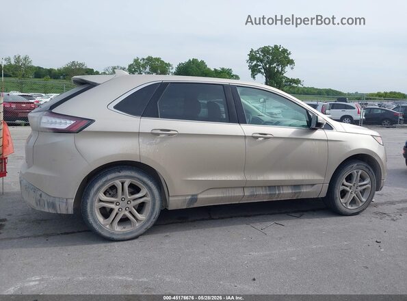 2FMPK3K81JBB95003 2018 FORD EDGE Gold Rear interior view
