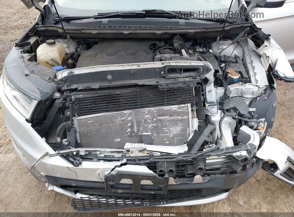 2FMPK3K8XJBC32937 2018 FORD EDGE Silver Rear view