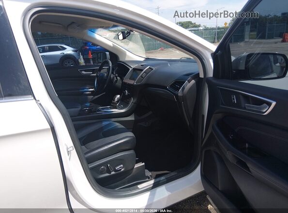 2FMPK3K90JBB07924 2018 FORD EDGE Белый Вид салона спереди