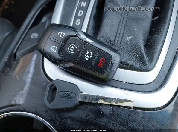 2FMPK3K92HBB18613 2017 FORD EDGE Gray Widok deski rozdzielczej