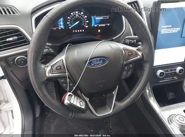 2FMPK3K92MBA44734 2021 FORD EDGE White Widok deski rozdzielczej