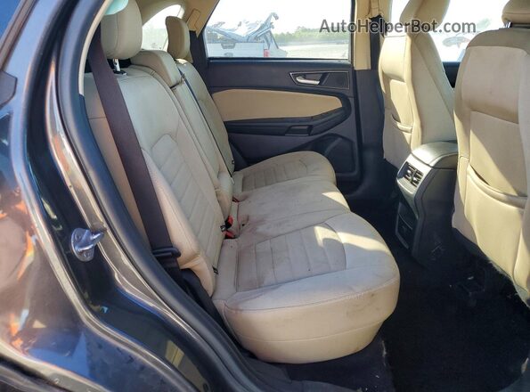 2FMPK4G94LBA19976 2020 FORD EDGE Gray Vista interior trasera