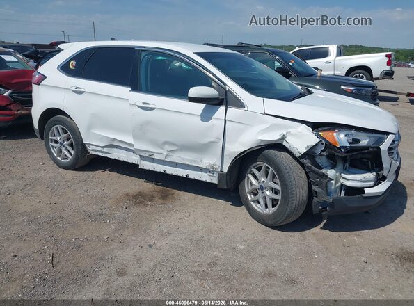 2FMPK4J91NBA11748 2022 FORD EDGE White Вид задньої частини салону