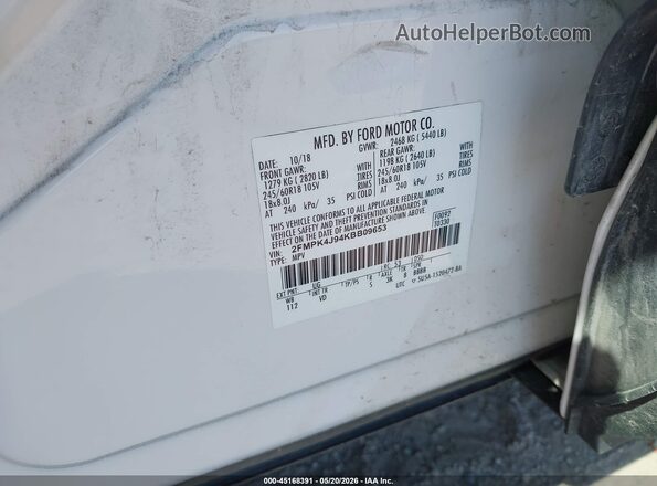 2FMPK4J94KBB09653 2019 FORD EDGE White Vista del compartimento del motor