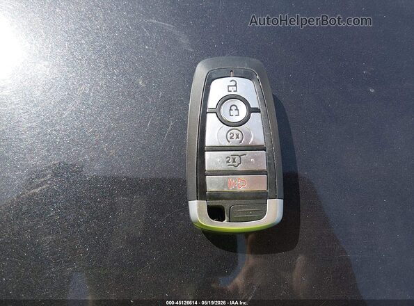 2FMPK4J95NBA05774 2022 FORD EDGE White Dashboard view