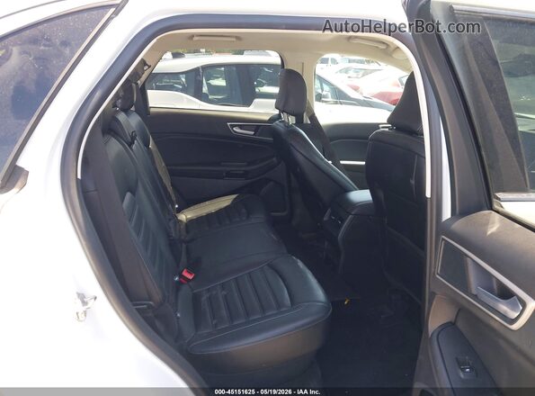 2FMPK4J95RBA83218 2024 FORD EDGE White Vista de la etiqueta del VIN