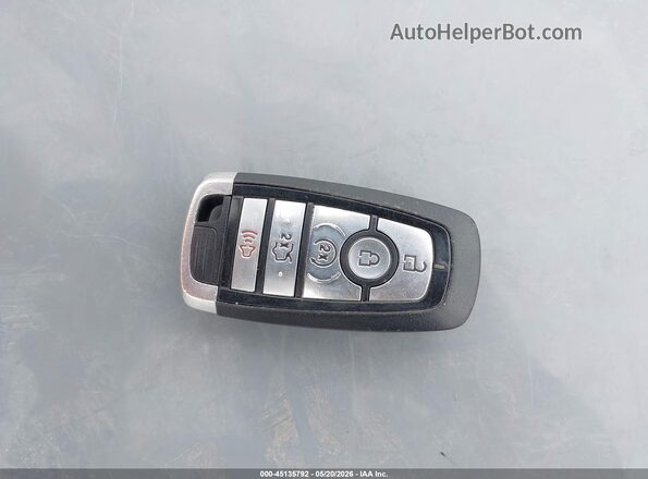 2FMPK4J96KBC47890 2019 FORD EDGE Белый Вид панели приборов