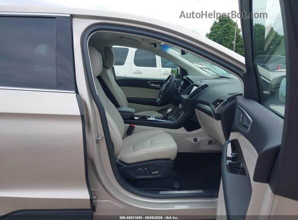 2FMPK4K82HBB17541 2017 FORD EDGE Champagne წინა სალონის ხედი