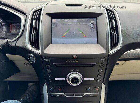 2FMPK4K86JBB66540 2018 FORD EDGE White Widok deski rozdzielczej