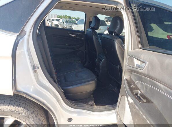 2FMPK4K8XHBB99048 2017 FORD EDGE Silver Vista de la etiqueta del VIN