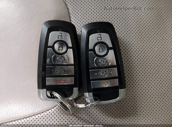 2FMPK4K90HBC62571 2017 FORD EDGE Gold Вид панелі приладів