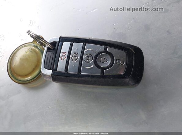 2FMPK4K91KBC10681 2019 FORD EDGE Черный Вид панели приборов