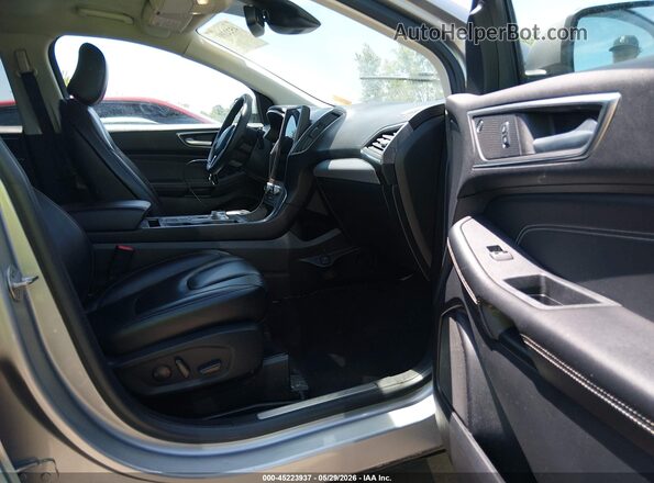 2FMPK4K91MBA16929 2021 FORD EDGE Silver Widok wnętrza z przodu