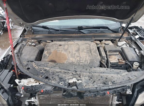 2G1105S37J9115574 2018 CHEVROLET IMPALA Silver Widok z tyłu