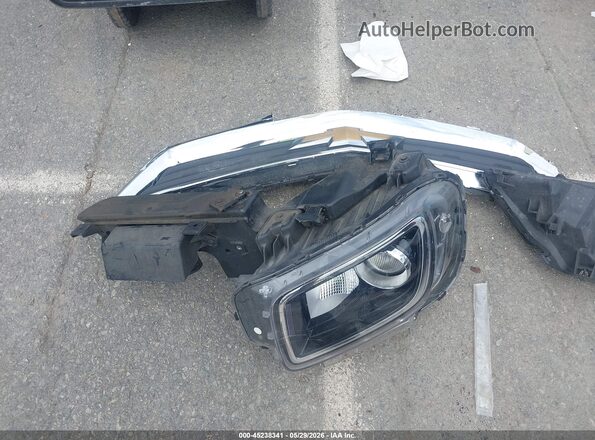 2G11X5S32H9103502 2017 CHEVROLET IMPALA White წინა პანელის ხედი