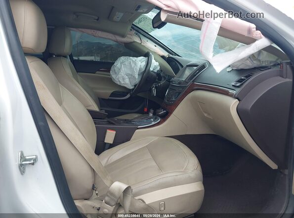 2G4GK5EX7G9136388 2016 BUICK REGAL White Սալոնի դիմացի տեսք