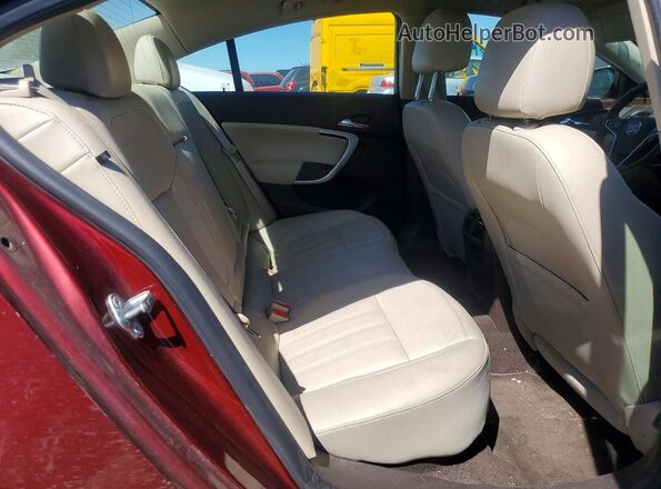 2G4GK5EX8G9205699 2016 BUICK REGAL Red Rear seats view