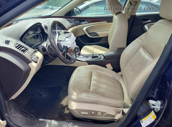 2G4GL5EX1H9120153 2017 BUICK REGAL Blue Widok wnętrza z przodu