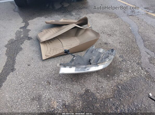 2G4GP5EX2G9150829 2016 BUICK REGAL White Instrument cluster view