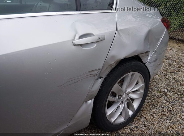2G4GS5GX6G9164552 2016 BUICK REGAL Silver Widok z przodu