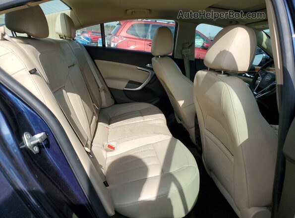 2G4GS5GX7G9203892 2016 BUICK REGAL Blue Rear seats view