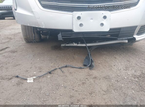 2G61L5S31J9123946 2018 CADILLAC XTS Серебряный Вид спереди