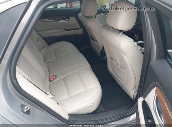 2G61M5S32J9122933 2018 CADILLAC XTS Gray Widok naklejki z numerem VIN