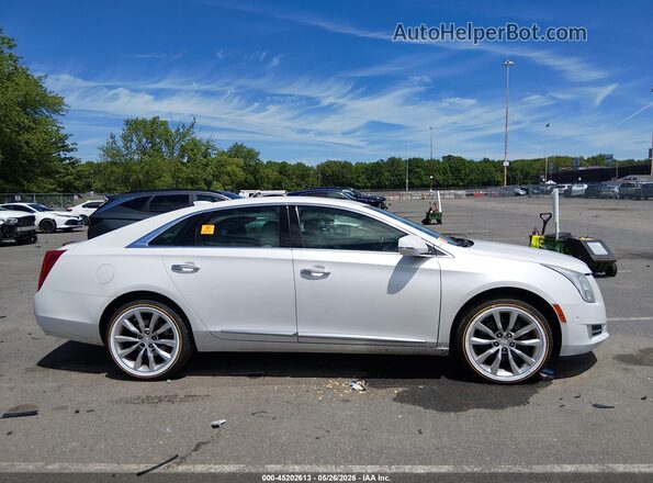 2G61M5S37G9128073 2016 CADILLAC XTS White უკანა სალონის ხედი