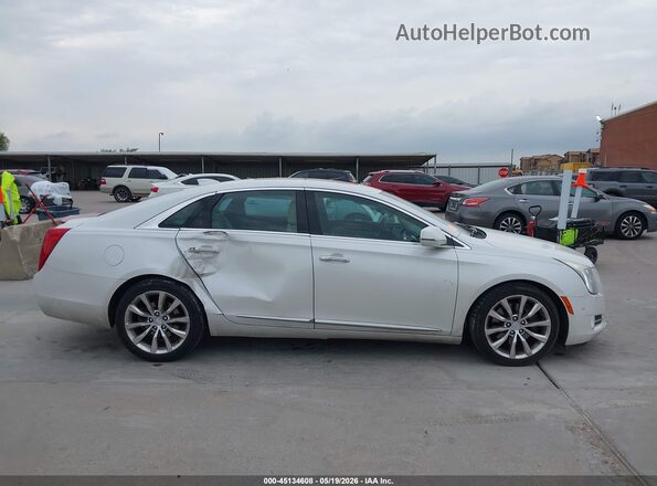 2G61M5S38G9107961 2016 CADILLAC XTS White Widok wnętrza 360 stopni