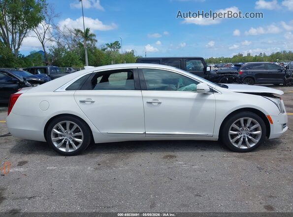 2G61M5S38H9113955 2017 CADILLAC XTS White Вид задньої частини салону