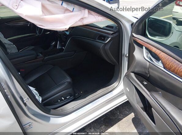 2G61M5S39K9113227 2019 CADILLAC XTS Silver Вид салону спереду