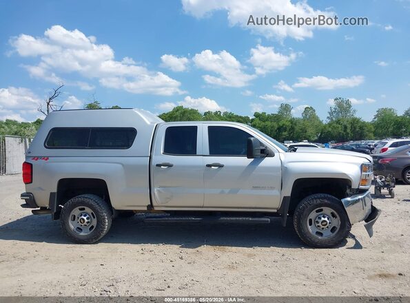 2GC2KREG4K1240141 2019 CHEVROLET SILVERADO Silver Widok wnętrza z tyłu