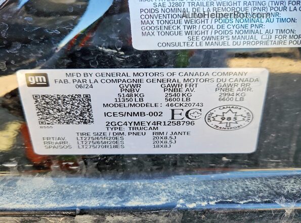 2GC4YMEY4R1258796 2024 CHEVROLET SILVERADO Black 
