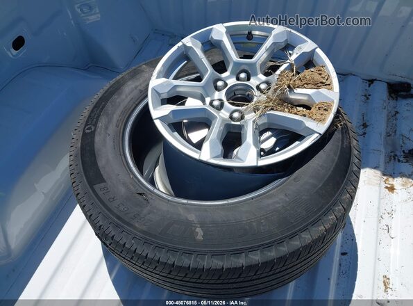 2GCPACED9R1185529 2024 CHEVROLET SILVERADO White Widok zestawu wskaźników
