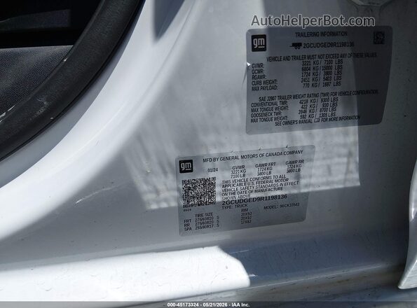 2GCUDGED9R1198136 2024 CHEVROLET SILVERADO White ძრავის განყოფილების ხედი