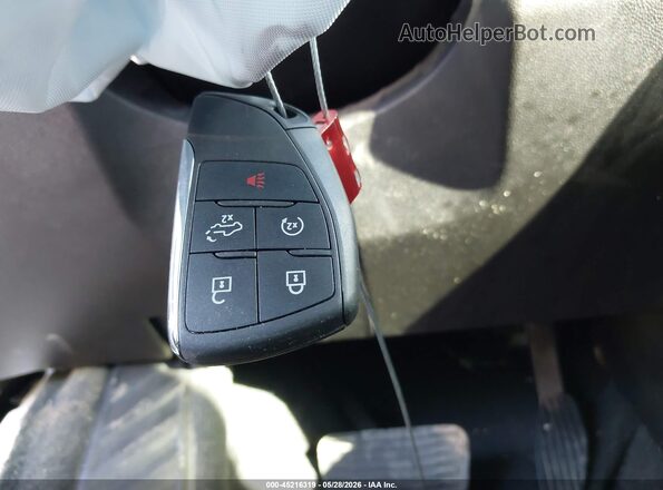 2GCUKGED2S1139764 2025 CHEVROLET SILVERADO White Առջևի վահանակի տեսք