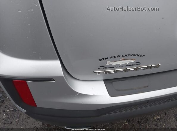 2GKALMEK8H6278570 2017 GMC TERRAIN Silver 