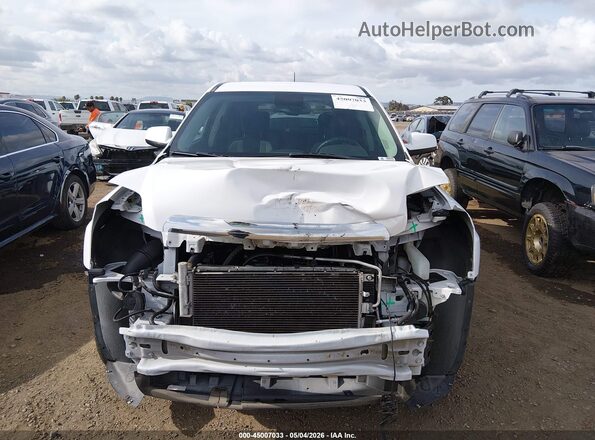 2GKALMEKXH6153375 2017 GMC TERRAIN White Widok wnętrza z tyłu
