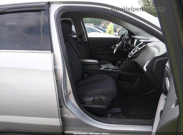 2GNALCEKXH1590769 2017 CHEVROLET EQUINOX Silver წინა სალონის ხედი