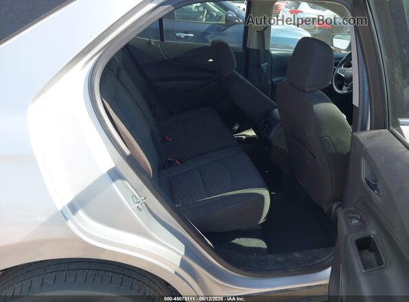 2GNAXSEV3J6137028 2018 CHEVROLET EQUINOX Серебряный 