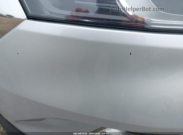 2GNAXSEV5J6287643 2018 CHEVROLET EQUINOX Серебряный 