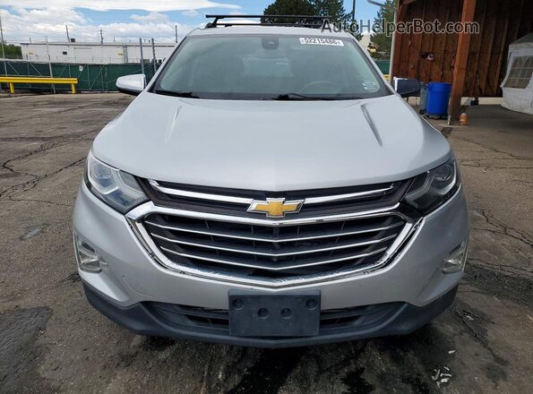 2GNAXVEV6J6135520 2018 CHEVROLET EQUINOX Silver 