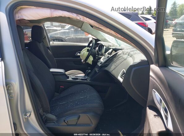 2GNFLFE36H6116126 2017 CHEVROLET EQUINOX Silver Widok wnętrza z przodu